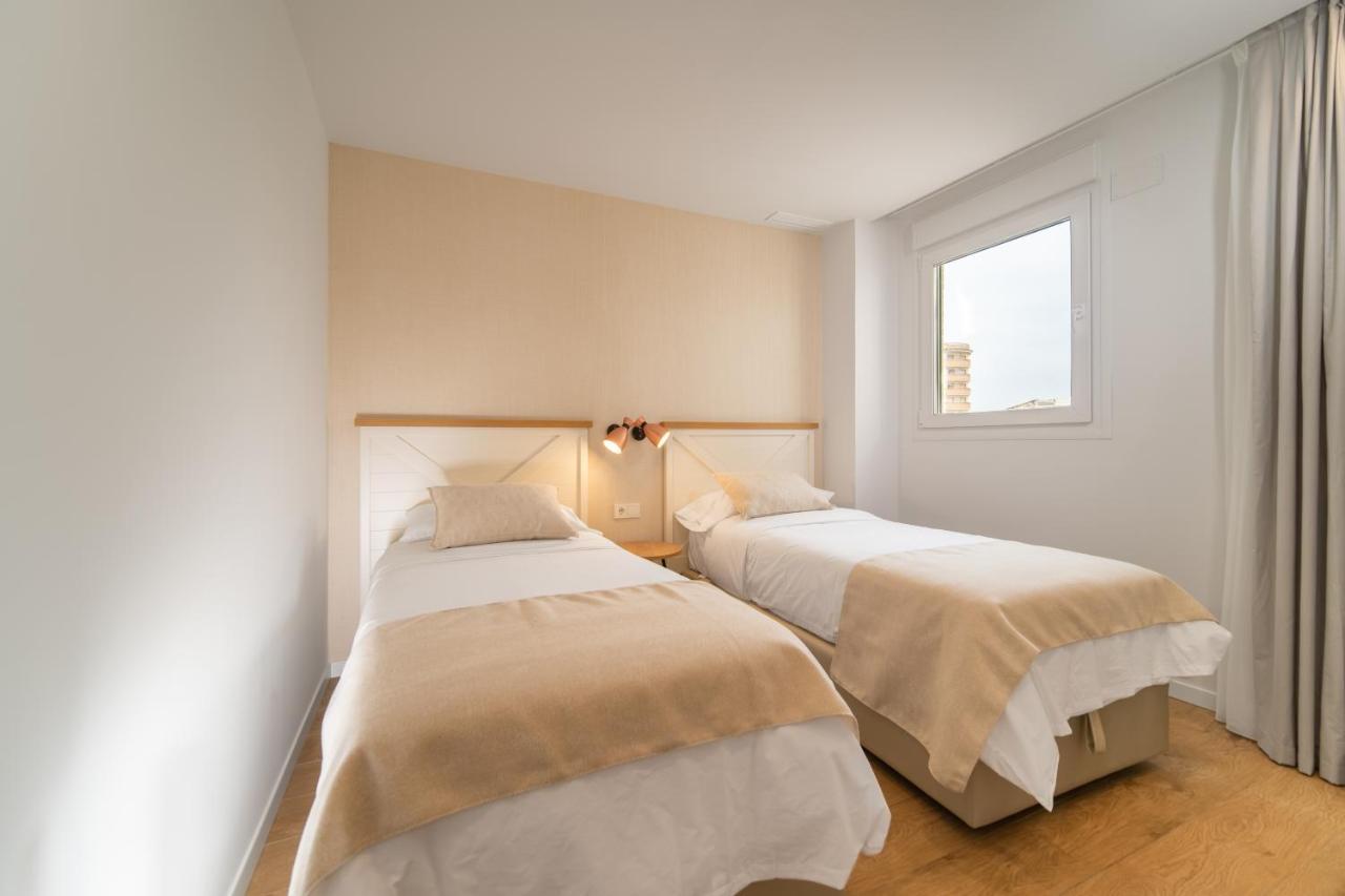 Ahoy Aparthotel